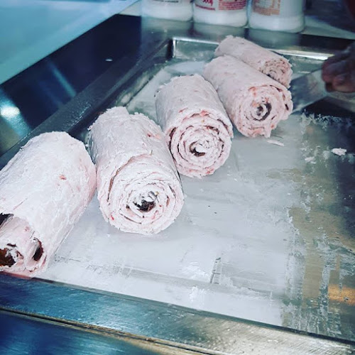 Divine Rolls Sorvete Tailandês - Gastronomia e hotelaria