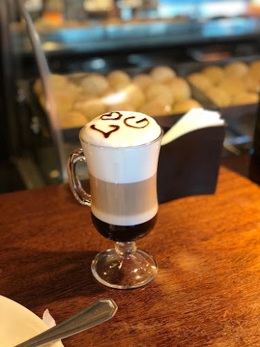 Comentarii opinii despre Café Mustache