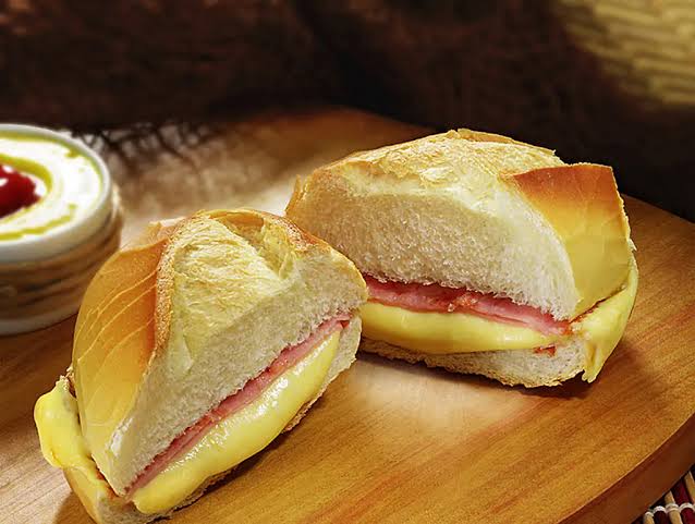 Panificadora e Confeitaria Doce Thalita