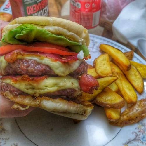 Opinii despre Baita Burguer Passo Fundo în Passo Fundo - Gastronomia e hotelaria