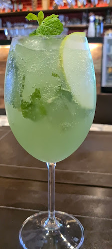 Asa Sul CLS 201 BL C Lojas 5 e 11 - Asa Sul, Brasília - DF, 70232-530