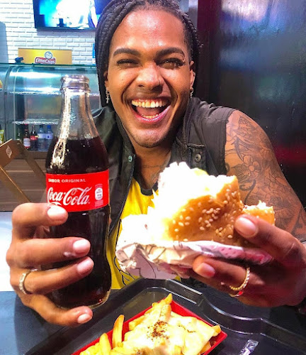 Rua Deraldo Araújo Bento, N° 65 - Centro, Me. de Deus - BA, 42600-000, Brasil