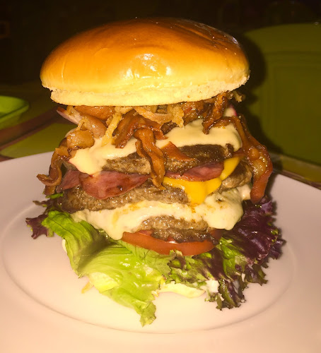 Av. Clóvis Roberto Fontoura, 647 - Vila A, Foz do Iguaçu - PR, 85866-340