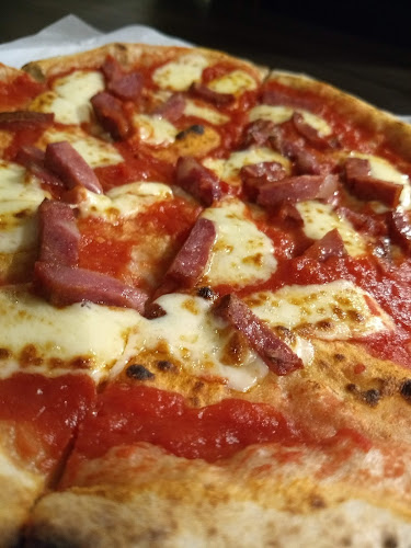 Nàpule Pizzeria - Gastronomia e hotelaria