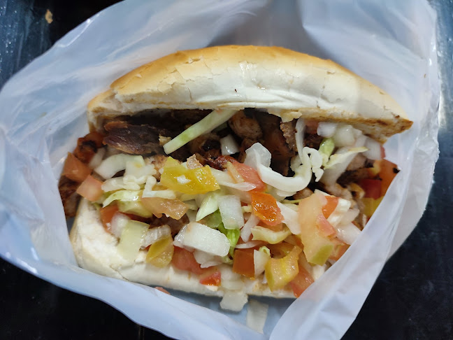 Jajá's House Hamburgueres & churrasco grego - Gastronomia e hotelaria