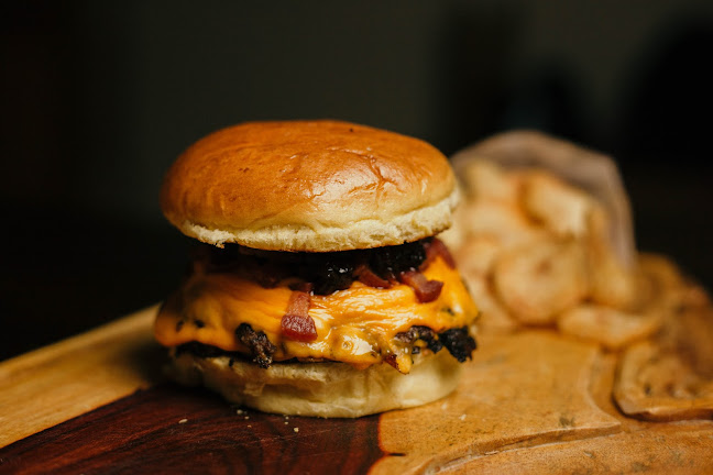 Coast Burgers - Palhoça