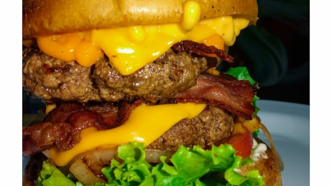 Opinii despre Hamburgueria e Adega do Alemão în Itaquaquecetuba - Gastronomia e hotelaria