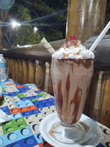 Opinii despre Café Quatro Estações în Ipatinga - Gastronomia e hotelaria