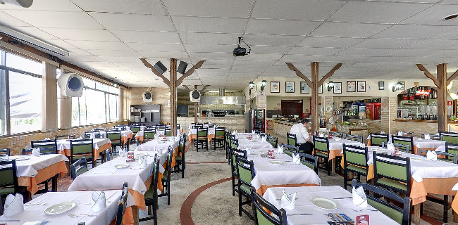 Caravana Churrascaria e Pizzaria