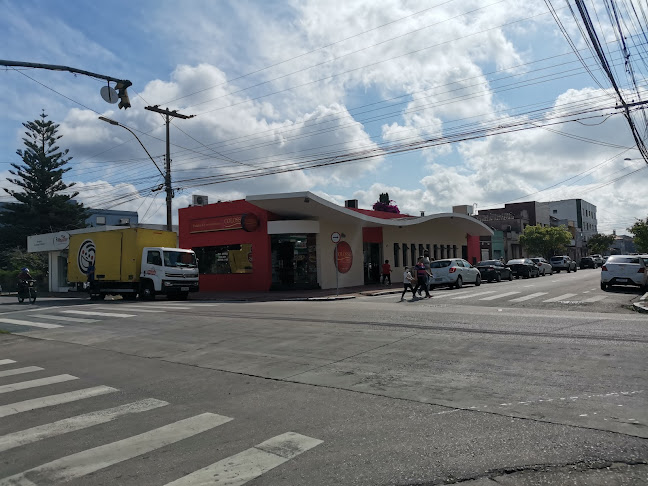 Padaria Colosso Cohabpel - Gastronomia e hotelaria