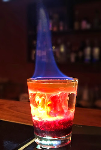 Lorde Nelson Rest Pub - Gastronomia e hotelaria