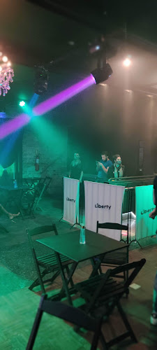 Liberty Poa 🏳️‍🌈