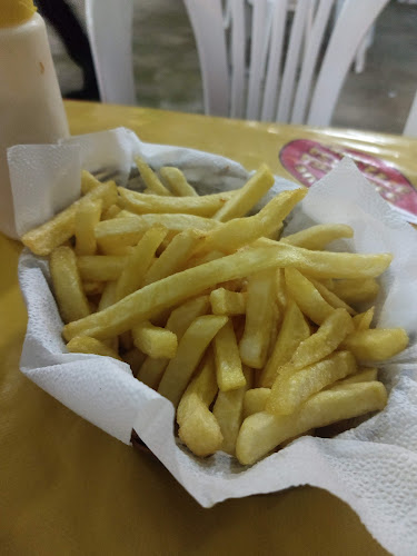 Mamau's Burguer - Gastronomia e hotelaria