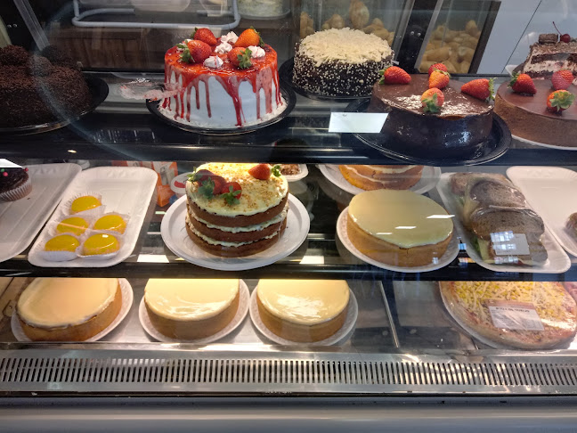 Comentarii opinii despre Panificadora e Confeitaria Quintino