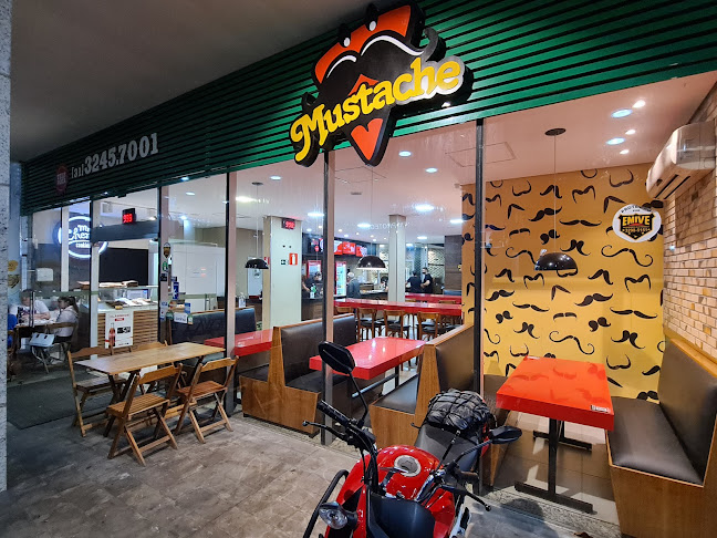 Mustache Hand Pizza BH - Gastronomia e hotelaria