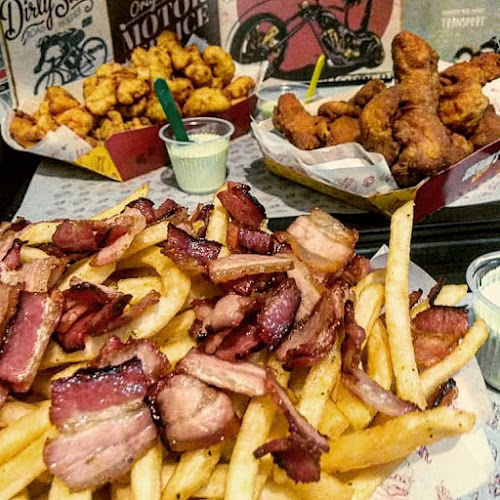 Soberano's Burger Dois Vizinhos - Gastronomia e hotelaria