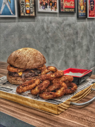 Av. Pedro Taques, 4642 - Alvorada 3, Maringá - PR, 87035-591