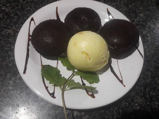 Cafeteria e Hambúrgueria Petit Gâteau - Gastronomia e hotelaria