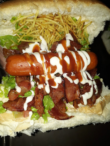 Opinii despre Hot Dog Do Barba e Hamburgueria în Pirassununga - Gastronomia e hotelaria