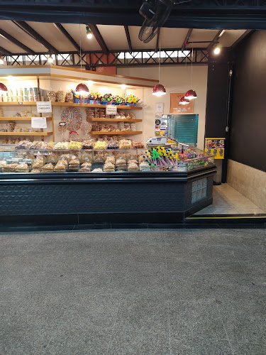 Mercado Municipal - Praça Alfredo Cardoso, 1336 - Box 16 - 17 - 18 - Centro, Piracicaba - SP, 13400-090, Brasil