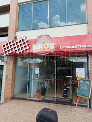 Bros Waffles & Shakes