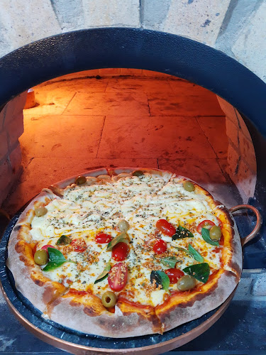 Tuttonino Pizza Bar - Gastronomia e hotelaria