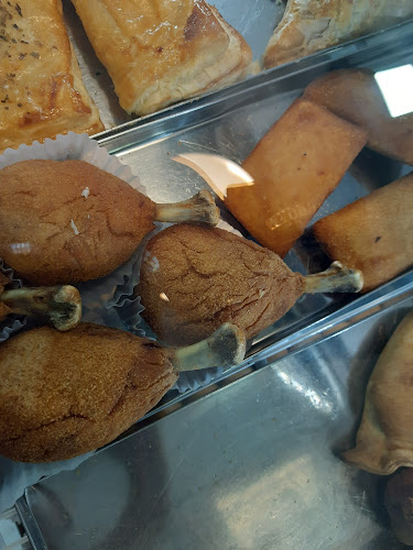 Opinii despre Padaria e Confeitaria Com Sabor în São José - Gastronomia e hotelaria