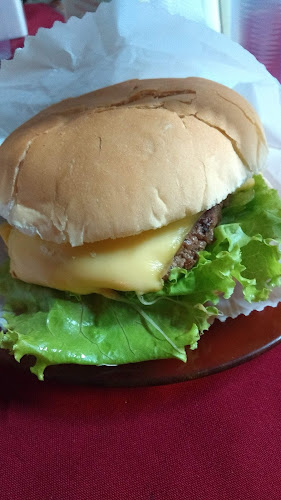 R. Nilo Peçanha, 119 - Garcia, Lins - SP, 16400-222, Brasil