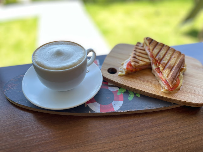 Naucafé Coffee Bar - Guaratuba