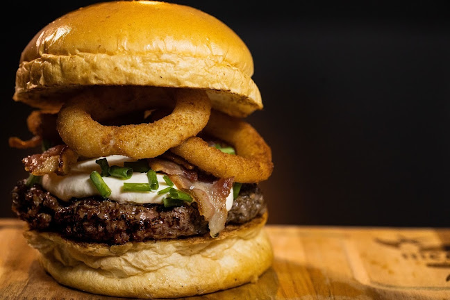 Opinii despre Medieval Burguer - Hamburgueria Artesanal em Itaperuna-RJ în Itaperuna - Gastronomia e hotelaria