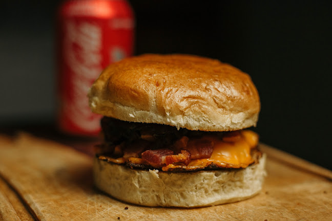 Opinii despre Coast Burgers în Palhoça - Gastronomia e hotelaria