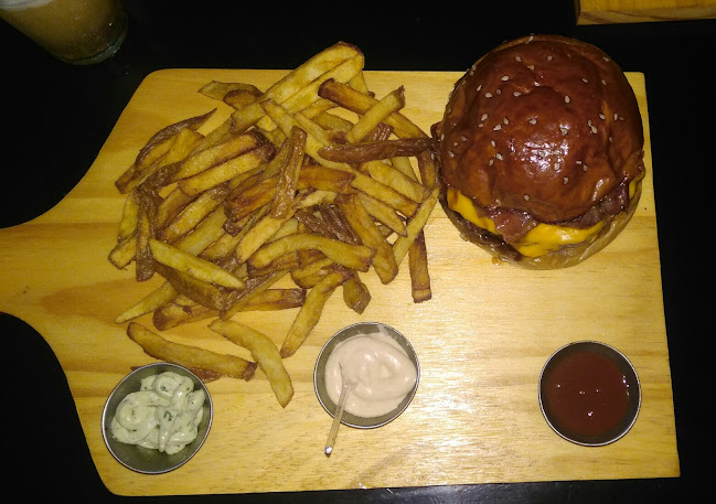 Opinii despre Container SQUARE în São João de Meriti - Gastronomia e hotelaria