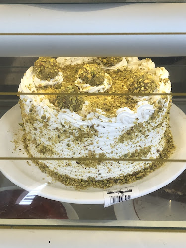 Rua Emiliano Perneta, 524 - Centro, Curitiba - PR, 80420-080