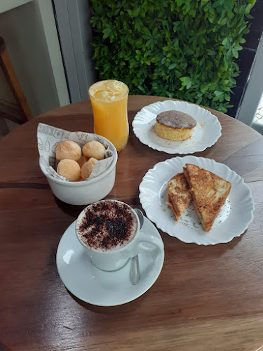 Condomínio Edifício Residencial 1001 - R. 1001, 201 - Centro, Balneário Camboriú - SC, 88330-756, Brasil