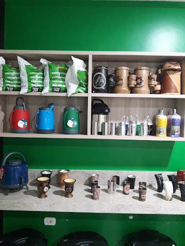 R. Paulo Lopes, 744 - Centro, Santa Helena de Goiás - GO, 75920-000