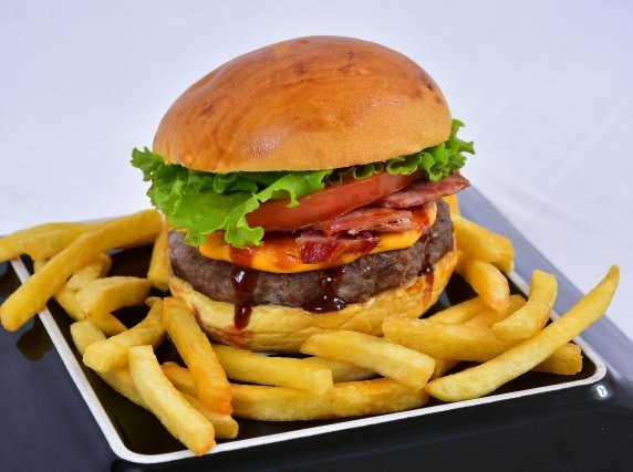 Medieval Burguer - Hamburgueria Artesanal em Itaperuna-RJ