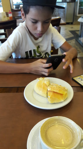 Padaria Fornaria dos Pães - Gastronomia e hotelaria