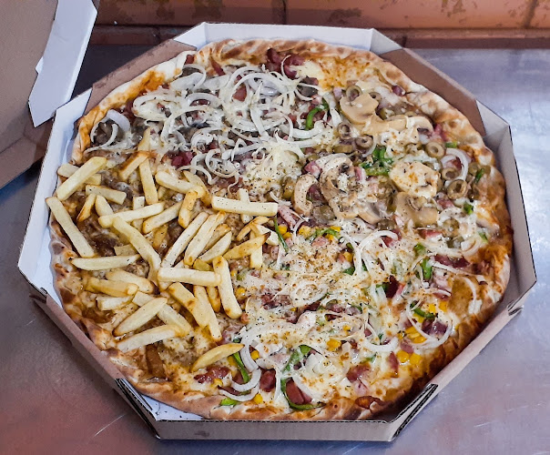 Opinii despre Mega Pizza în Porto Alegre - Gastronomia e hotelaria