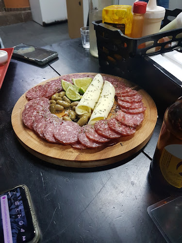 Comentarii opinii despre Jajá's House Hamburgueres & churrasco grego