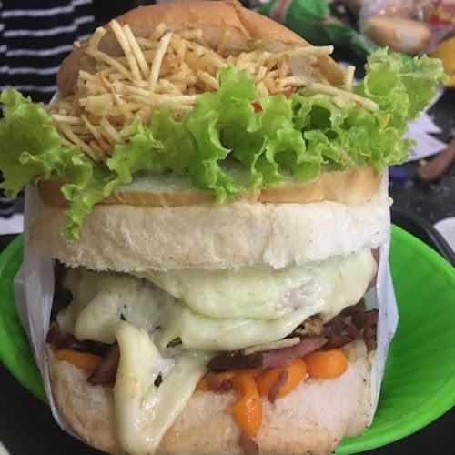 Opinii despre LANCHÃO DO CHITÃO în Conceição da Barra - Gastronomia e hotelaria