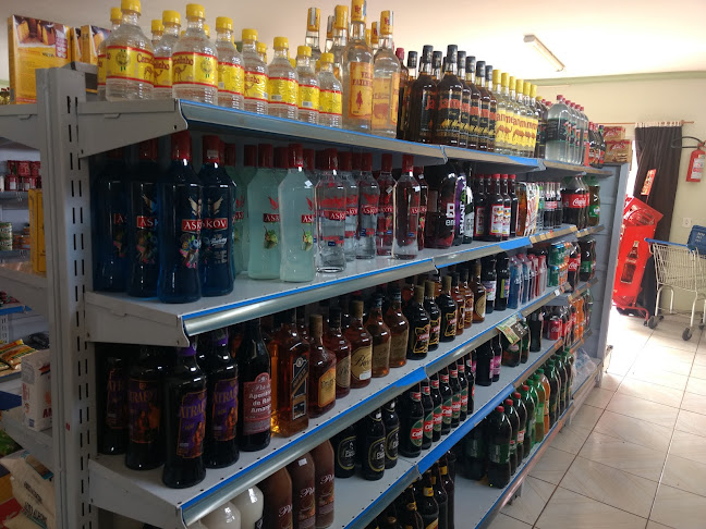 Comentarii opinii despre Mercado S. Francisco bebidas frutas - pães-frios.