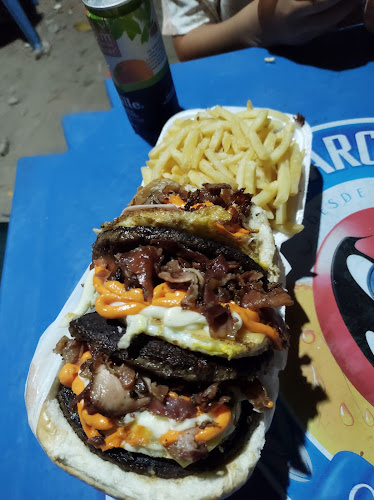 Mania De Lanche Berg