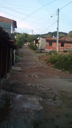 R. Fausto Pinheiro, 25-69 - Itapajé, CE, 62600-000, Brasil