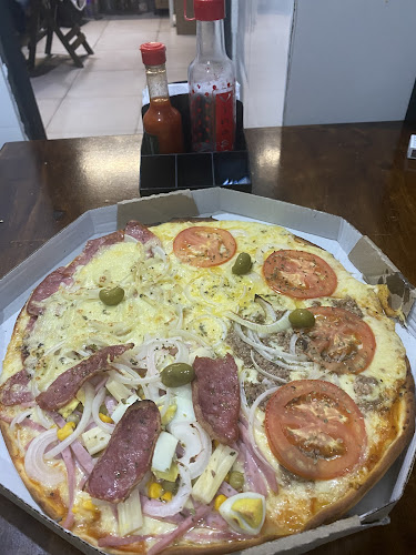 Pizzaria 4 Estaçoes - Gastronomia e hotelaria