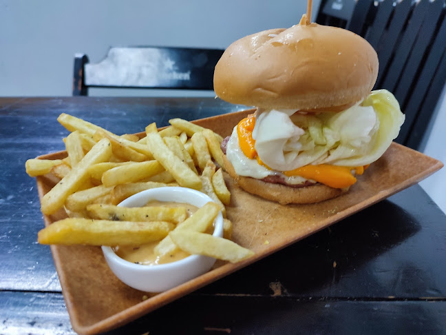 Opinii despre Jajá's House Hamburgueres & churrasco grego în São José dos Campos - Gastronomia e hotelaria