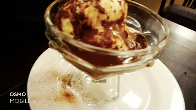 Ticiana Werner Restaurante & Wine Bar - Gastronomia e hotelaria