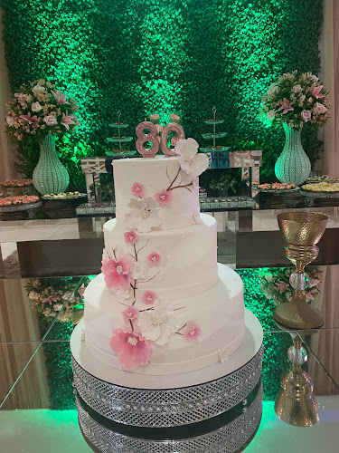 Carolina Advincula Buffet