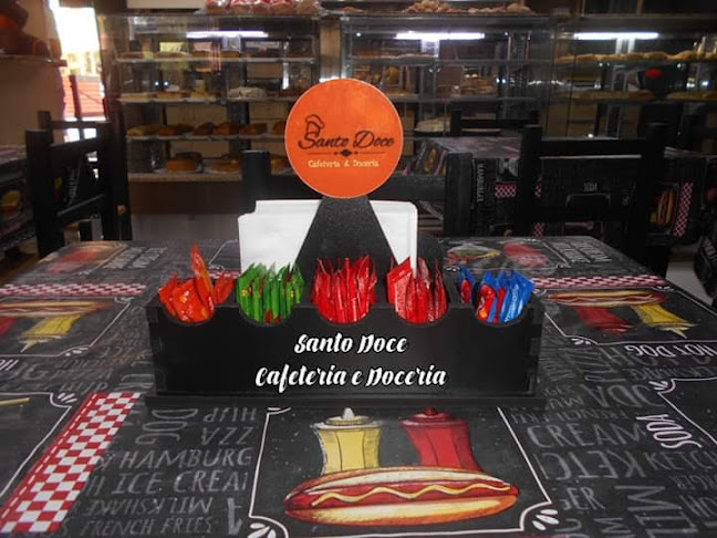 Santo Doce Cafeteria e Doceria - Gastronomia e hotelaria