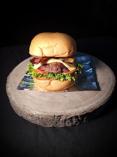 R. Paula Magalhães, 83 - Ouro Preto, Arapiraca - AL, 57300-640