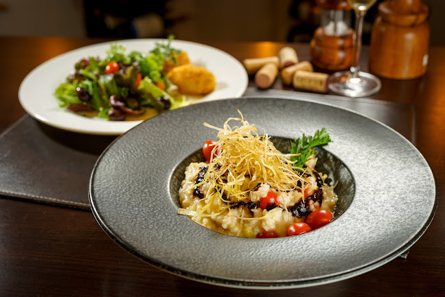 Ticiana Werner Restaurante & Wine Bar